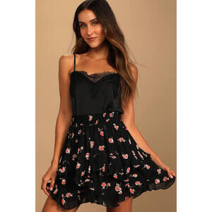 Lulus Blooming Ways Black Floral Print Tiered Mini Skirt - Size S